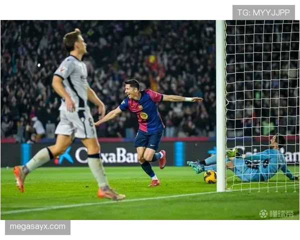 巴萨新赛季强势复苏,重返巅峰之路仍面临多重挑战 巴萨新赛季强势复苏,重返巅峰之路仍面临多重挑战