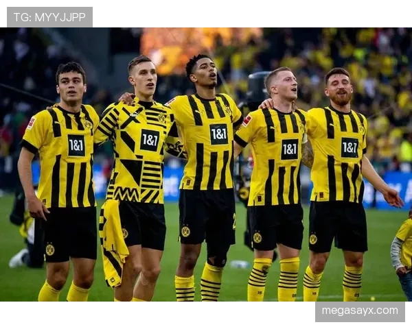 多特蒙德状态回暖展现强大实力，新赛季荣耀之路备受期待