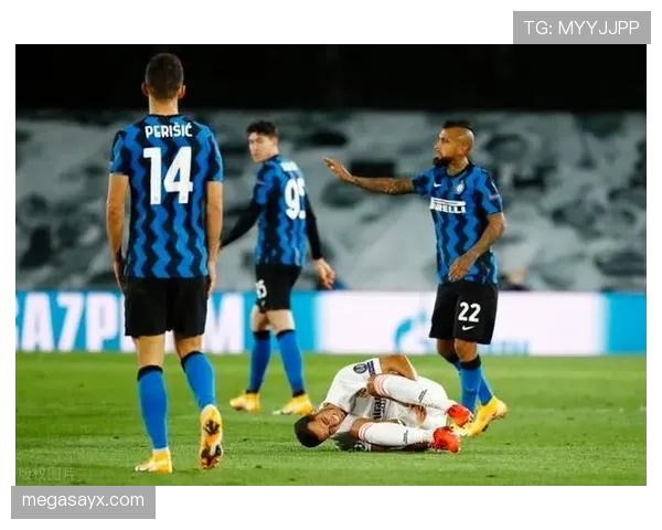 巴尔韦德与巴雷拉中场活动范围及覆盖能力对比分析