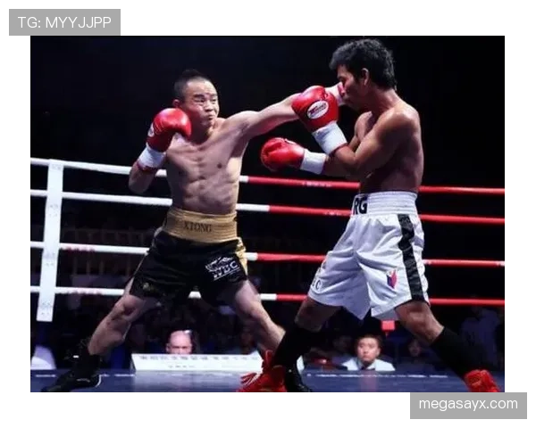 熊朝忠家里摆满金腰带，邻居以为开了五金店